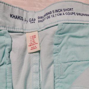Khakis by GAP shorts